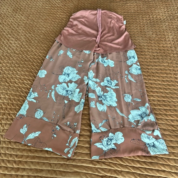 Dusty Rose Floral Pantsuit Romper - Picture 6 of 10